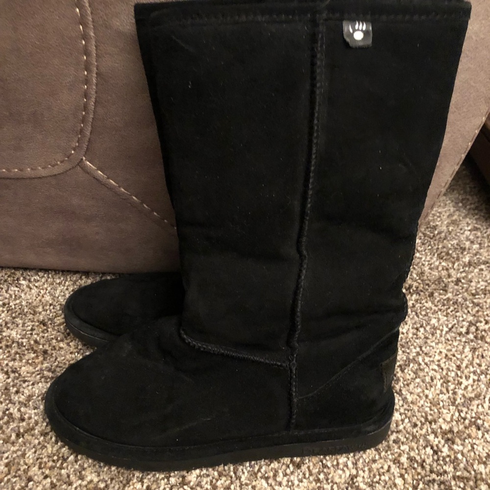 BearPaw Ellie Short Boots